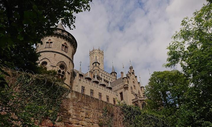 Schloss Restaurant Marienburg